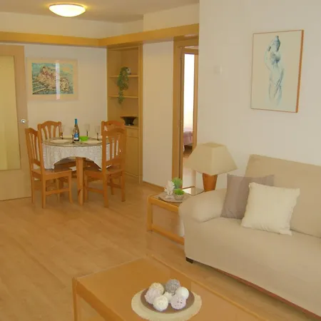 Alba A 70 Metros De La Playa * Lloret de Mar