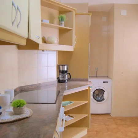 Alba A 70 Metros De La Playa